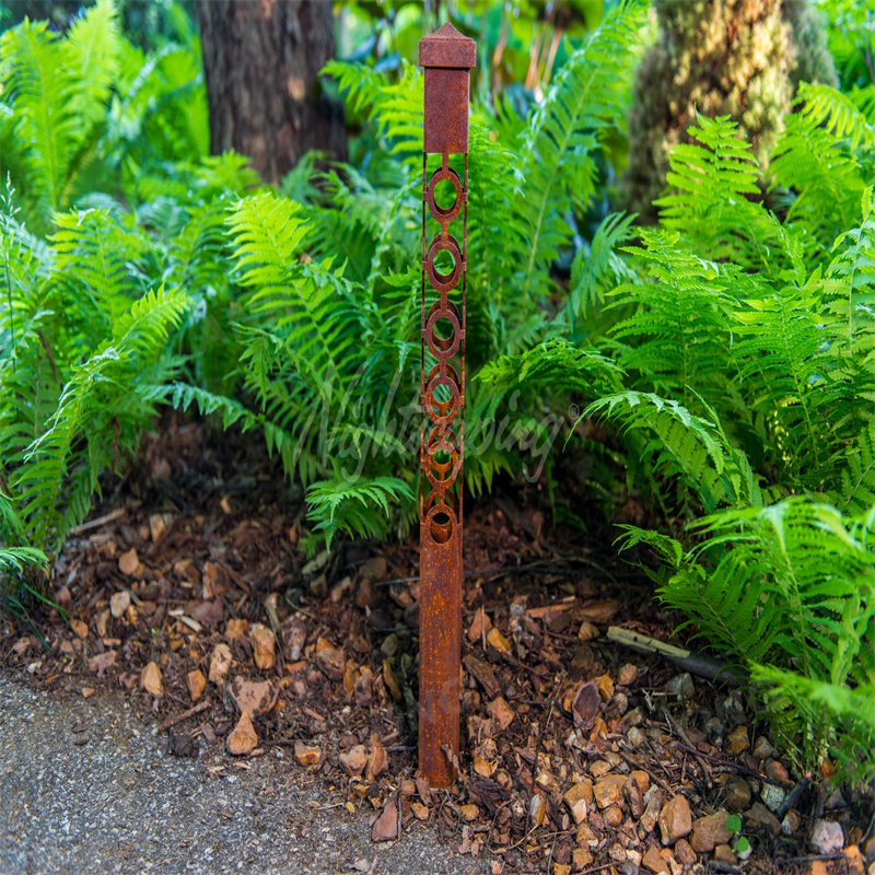 <h3>Outdoor Lighting - Lowe's</h3>
